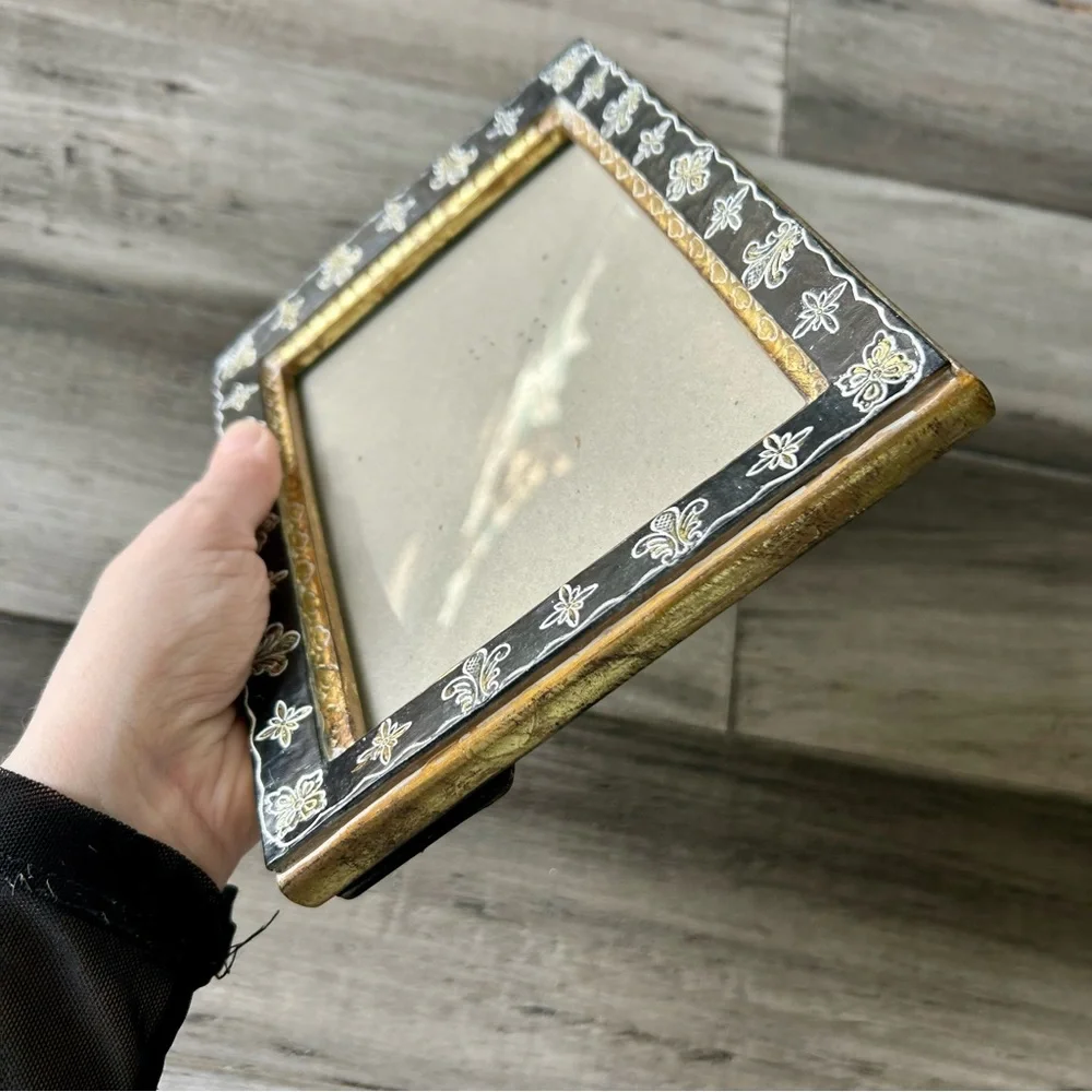 Sicura Shabby Chic French Country Fleur De Lys Picture Frame in Black - Picture 9 of 11